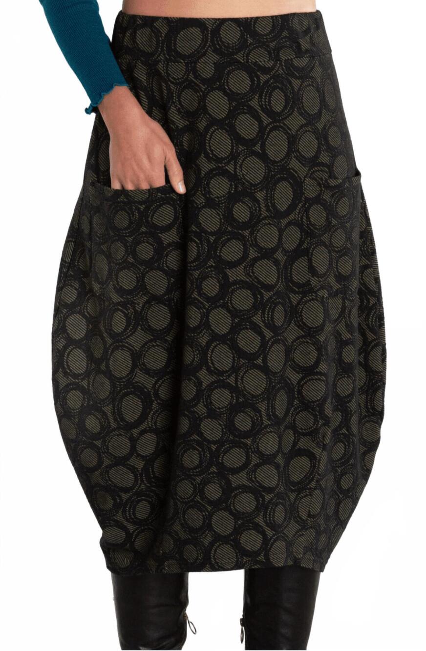 NEW CUT LOOSE long textured skirt in black